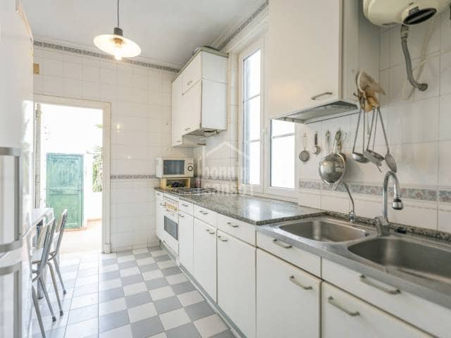 4 bedroom Penthouse for sale in Mahon / Mao - € 470,000 (Ref: 9126078)