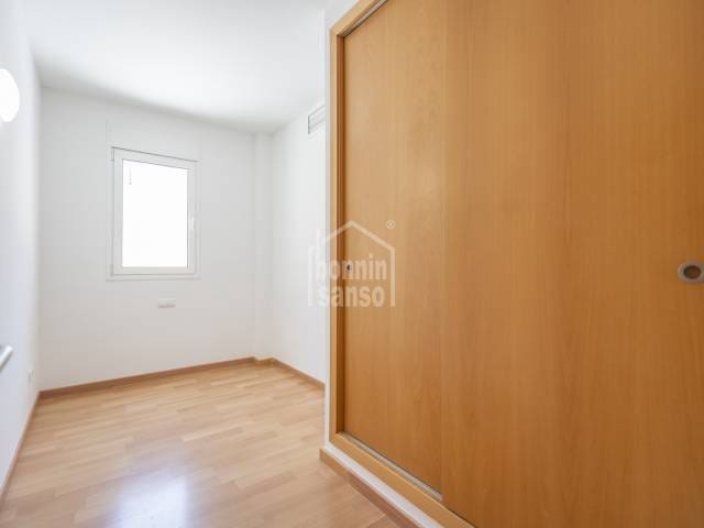 2 soveværelse Lejlighed til salg i Mahón / Maó - € 340.000 (Ref: 9126080)