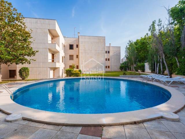 4 Zimmer Wohnung zu verkaufen in Mahón / Maó mit Pool - 970.000 € (Ref: 9127382)