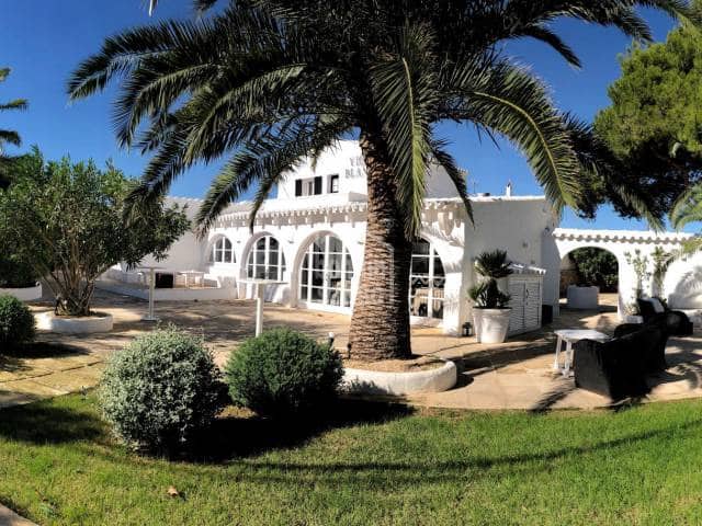 5 sovrum Takvåning till salu i San Luis / Sant Lluís med pool - 990 000 € (Ref: 9131145)