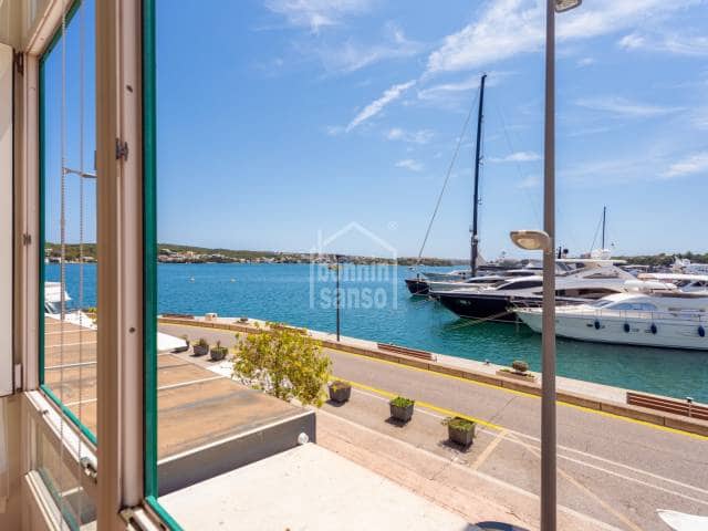 2 slaapkamer Strandappartement te koop in Mahón / Maó - € 495.000 (Ref: 9135895)