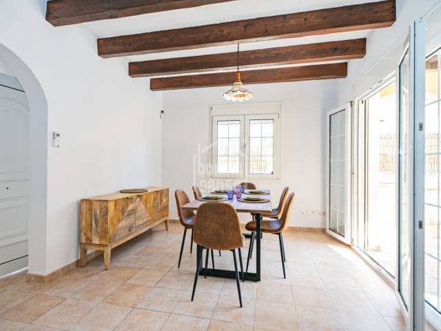 3 soverom Villa til salgs i Ciutadella de Menorca med svømmebasseng - € 498 000 (Ref: 9187223)