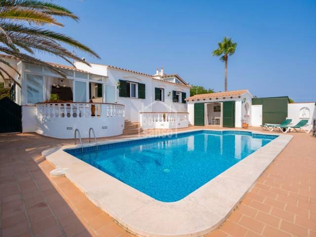 4 Zimmer Villa zu verkaufen in Es Mercadal mit Pool - 995.000 € (Ref: 9187702)