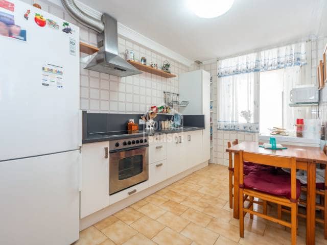 3 Zimmer Wohnung zu verkaufen in Es Castell - 384.000 € (Ref: 9227723)