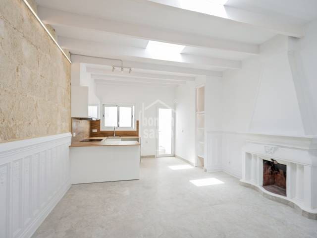 2 Zimmer Wohnung zu verkaufen in Mahon / Mao - 350.000 € (Ref: 9282583)