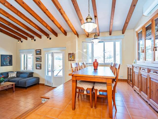 4 bedroom Villa for sale in Es Castell with pool garage - € 890,000 (Ref: 9295919)