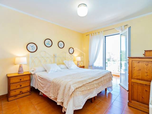 4 bedroom Villa for sale in Es Castell with pool garage - € 890,000 (Ref: 9295919)