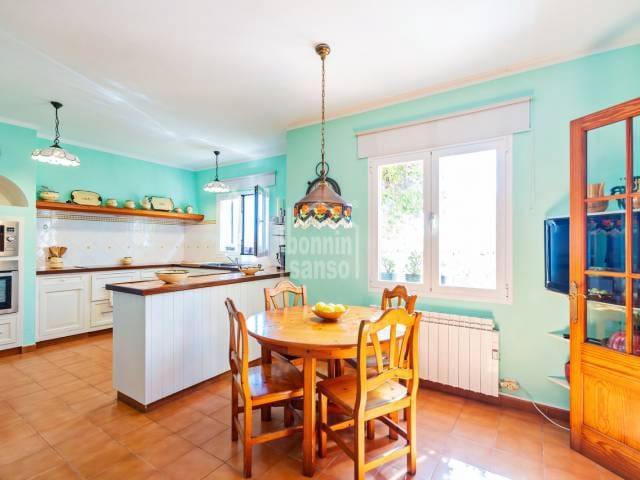 4 chambre Villa/Maison à vendre à Es Castell avec piscine garage - 890 000 € (Ref: 9295919)