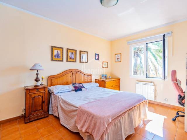 4 chambre Villa/Maison à vendre à Es Castell avec piscine garage - 890 000 € (Ref: 9295919)