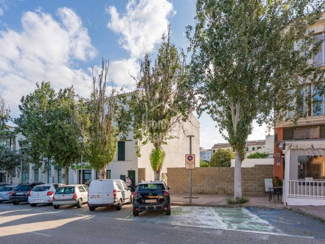 3 bedroom Flat for sale in Mahon / Mao - € 350,000 (Ref: 9311439)