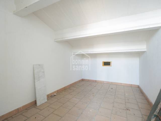 3 bedroom Flat for sale in Mahon / Mao - € 277,000 (Ref: 9329532)