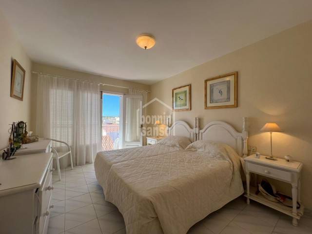 2 soveværelse Lejlighed til salg i Es Castell - € 299.000 (Ref: 9343572)