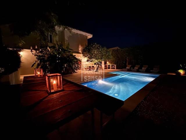 6 chambre Villa/Maison à vendre à Es Castell avec piscine garage - 1 295 000 € (Ref: 9343924)