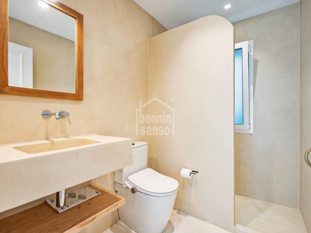 4 soveværelse Finca/Landehus til salg i Es Castell med swimmingpool garage - € 1.195.000 (Ref: 9352099)