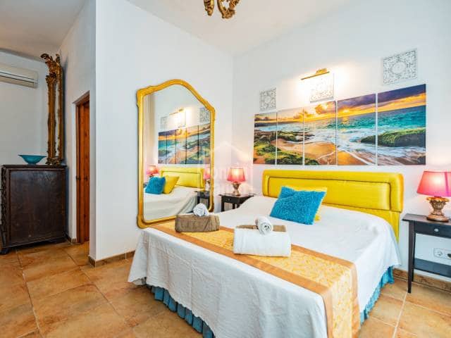 4 soverom Villa til salgs i San Luis / Sant Lluís med svømmebasseng garasje - € 1 850 000 (Ref: 9357831)