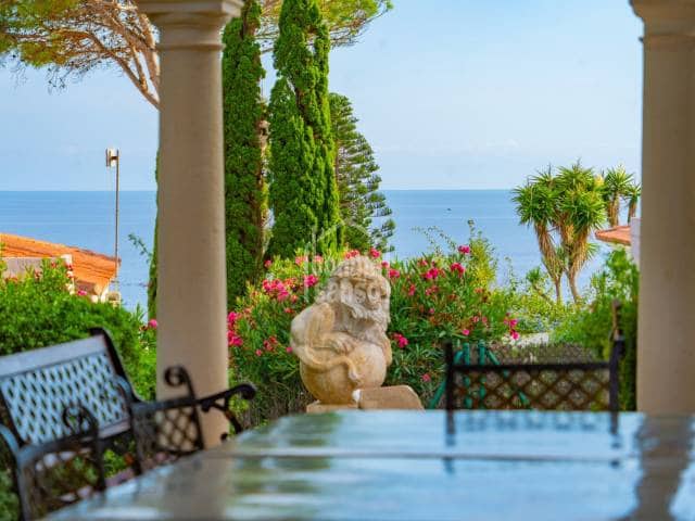 4 soverom Villa til salgs i San Luis / Sant Lluis med svømmebasseng garasje - € 1 850 000 (Ref: 9357831)