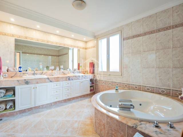 5 bedroom Villa for sale in San Luis / Sant Lluis with pool garage - € 2,460,000 (Ref: 9360591)