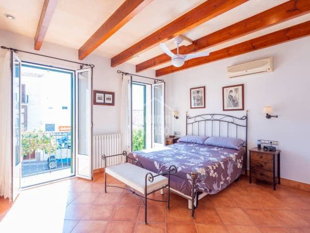 3 bedroom Villa for sale in Alayor / Alaior with pool garage - € 1,275,000 (Ref: 9362768)