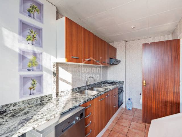 3 slaapkamer Flat te koop in Mahon / Mao - € 170.000 (Ref: 9363306)