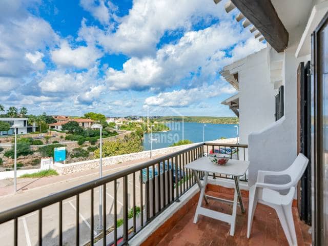 4 soveværelse Strandlejlighed til salg i Es Castell - € 465.000 (Ref: 9394240)