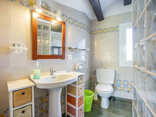 4 soveværelse Strandlejlighed til salg i Es Castell - € 465.000 (Ref: 9394240)