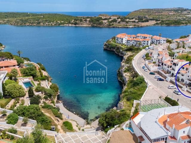 4 soveværelse Strandlejlighed til salg i Es Castell - € 465.000 (Ref: 9394240)