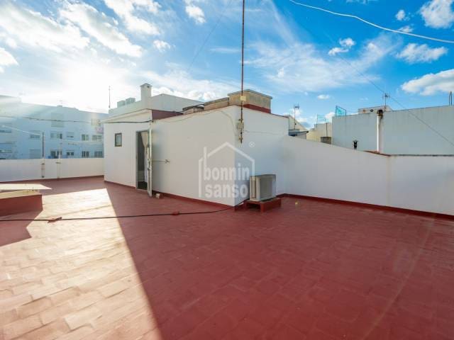 4 camera da letto Attico in vendita in Es Castell con garage - 490.000 € (Rif: 9394387)