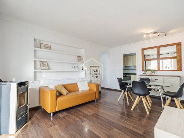 2 bedroom Flat for sale in Es Castell - € 273,000 (Ref: 9399747)