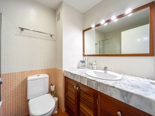 3 bedroom Flat for sale in Es Mercadal with pool - € 395,000 (Ref: 9404609)