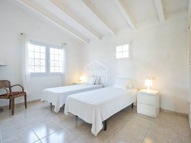 Chalet de 3 habitaciones en Mahón / Maó en venta con piscina - 1.600.000 € (Ref: 9421534)