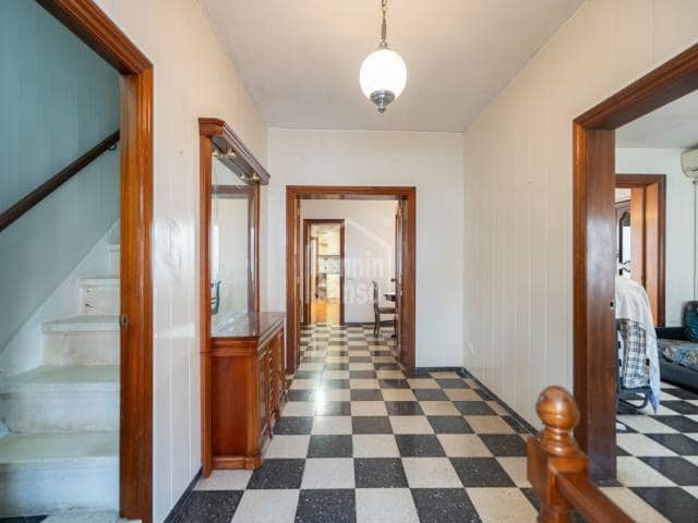 2 soverom Hus til salgs i Es Castell - € 350 000 (Ref: 9447005)