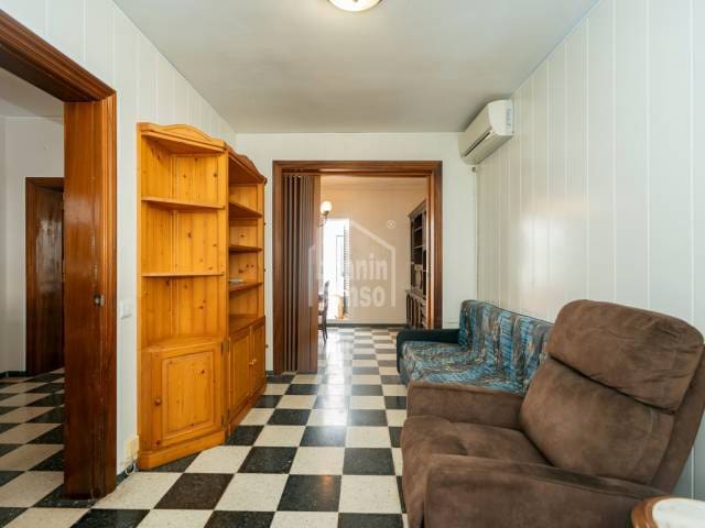 2 soverom Hus til salgs i Es Castell - € 350 000 (Ref: 9447005)