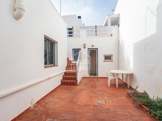 2 soverom Hus til salgs i Es Castell - € 350 000 (Ref: 9447005)