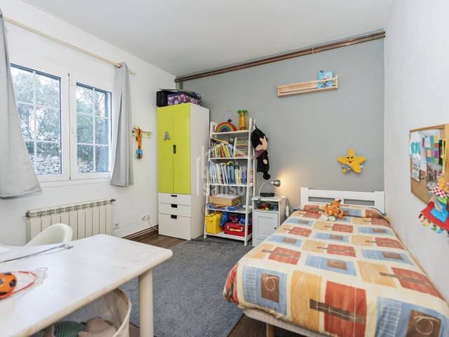 5 bedroom Villa for sale in Es Castell with garage - € 720,000 (Ref: 9496547)