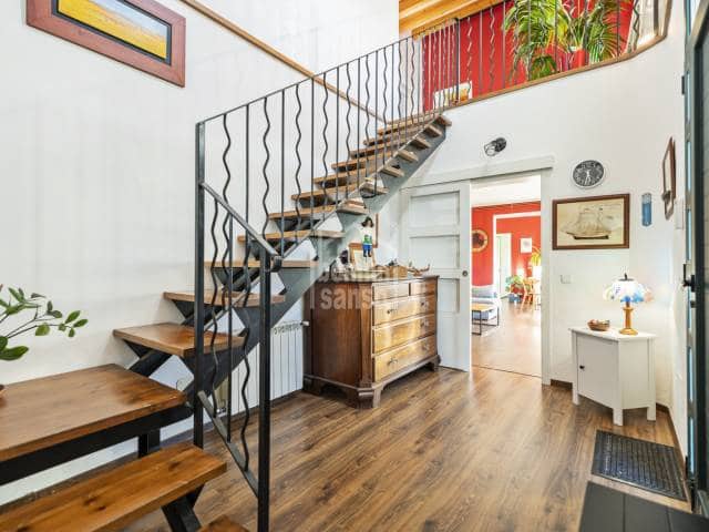 5 Zimmer Villa zu verkaufen in Es Castell mit Garage - 720.000 € (Ref: 9496547)