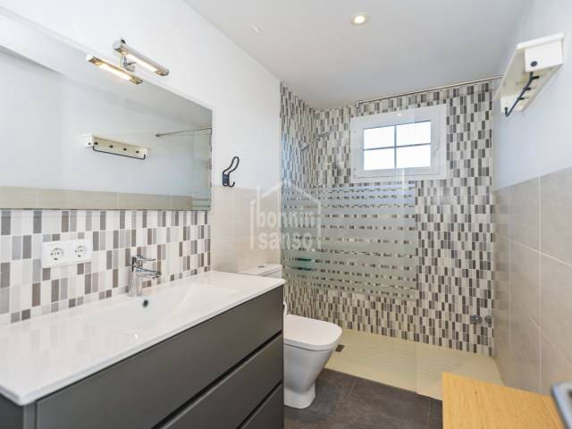 5 Zimmer Villa zu verkaufen in Es Castell mit Garage - 720.000 € (Ref: 9496547)