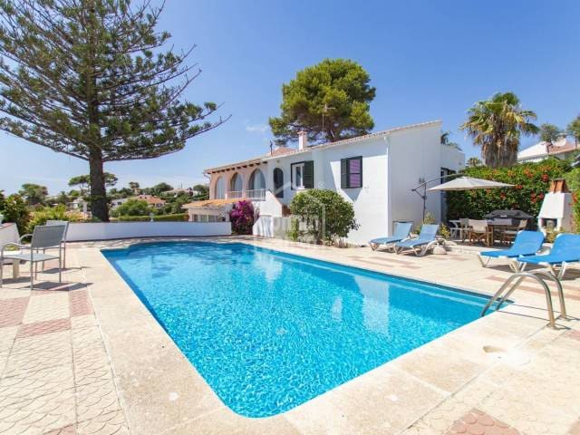 2 bedroom Beach Apartment for sale in San Luis / Sant Lluís with pool - € 299,950 (Ref: 9518058)