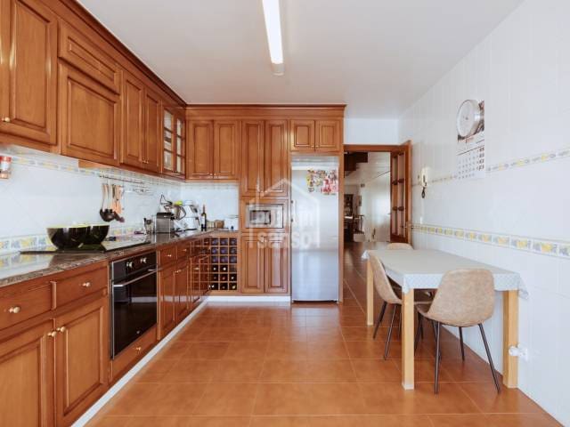 4 soveværelse Byhus til salg i Ferreries - € 730.000 (Ref: 9528035)