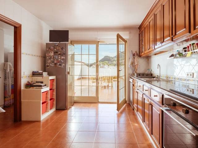 4 soveværelse Byhus til salg i Ferreries - € 730.000 (Ref: 9528035)