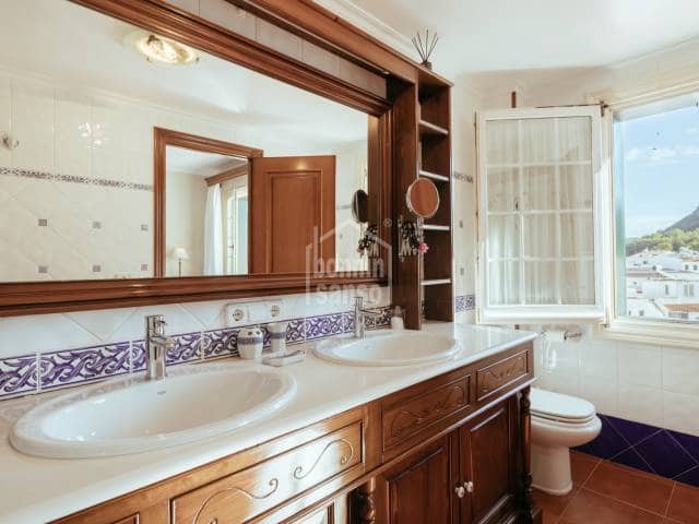 4 soveværelse Byhus til salg i Ferreries - € 730.000 (Ref: 9528035)