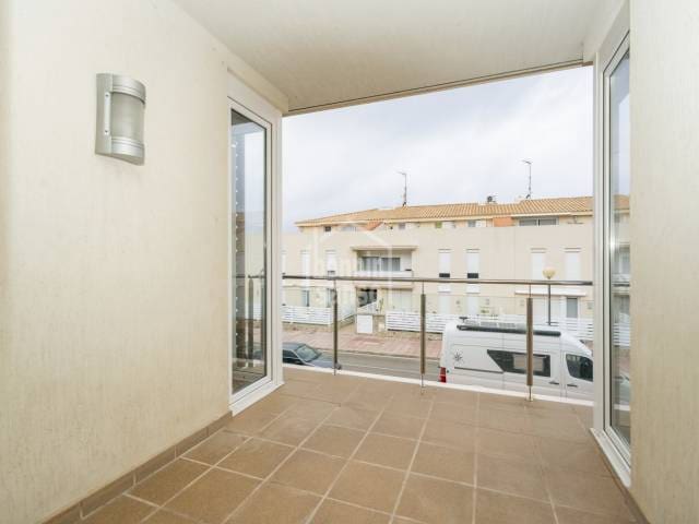 3 sypialnia Mieszkanie na sprzedaż w Ciutadella de Menorca z garażem - 399 000 € (Ref: 9535236)