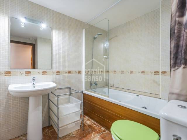 3 sypialnia Mieszkanie na sprzedaż w Ciutadella, Ciutadella de Menorca z garażem - 399 000 € (Ref: 9535236)