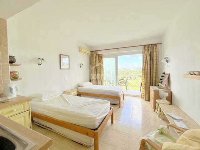 Strandappartement te koop in Manacor met zwembad - € 135.000 (Ref: 9553231)