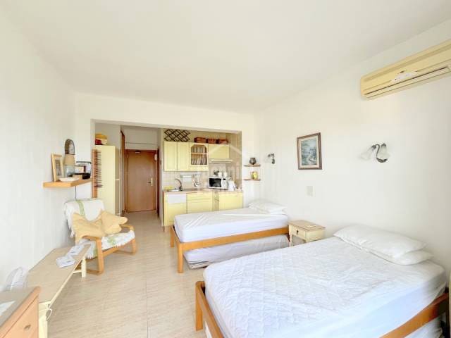 Strandappartement te koop in Manacor met zwembad - € 135.000 (Ref: 9553231)