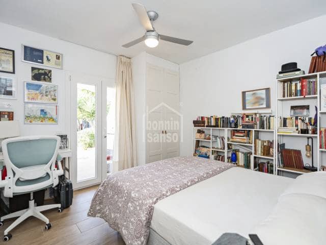 Chalet de 5 habitaciones en Mahón / Maó en venta con piscina garaje - 895.000 € (Ref: 9581229)