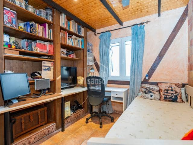 4 bedroom Villa for sale in Mahon / Mao - € 680,000 (Ref: 9588100)