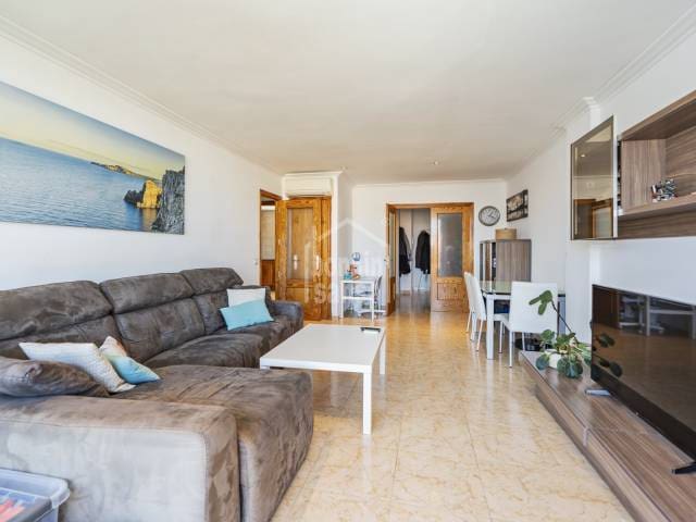 3 bedroom Flat for sale in Mahón / Maó - € 485,000 (Ref: 9618855)