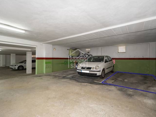 3 bedroom Flat for sale in Mahón / Maó - € 485,000 (Ref: 9618855)