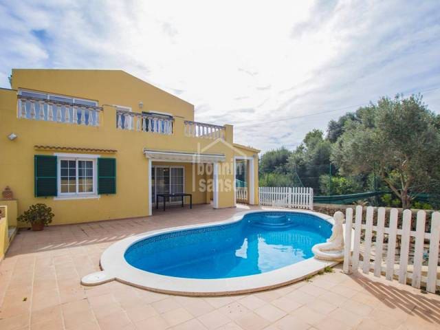 5 Zimmer Villa zu verkaufen in Alayor / Alaior mit Pool - 790.000 € (Ref: 9623187)