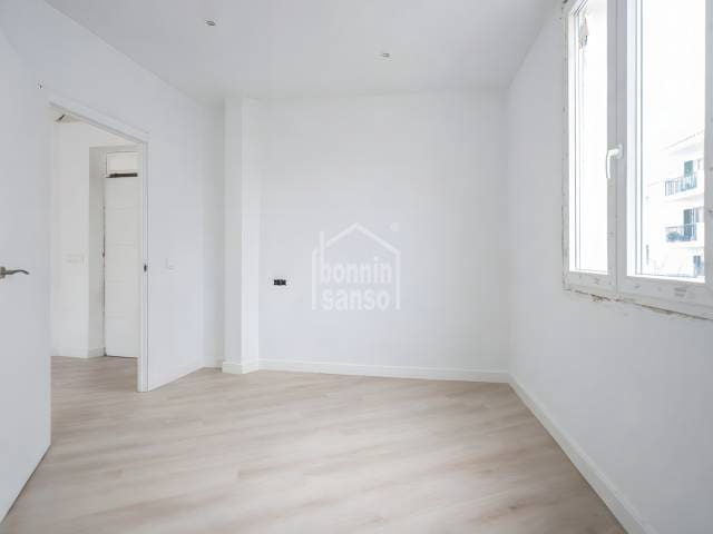 2 sovrum Lägenhet till salu i Mahon / Mao - 260 000 € (Ref: 9626499)